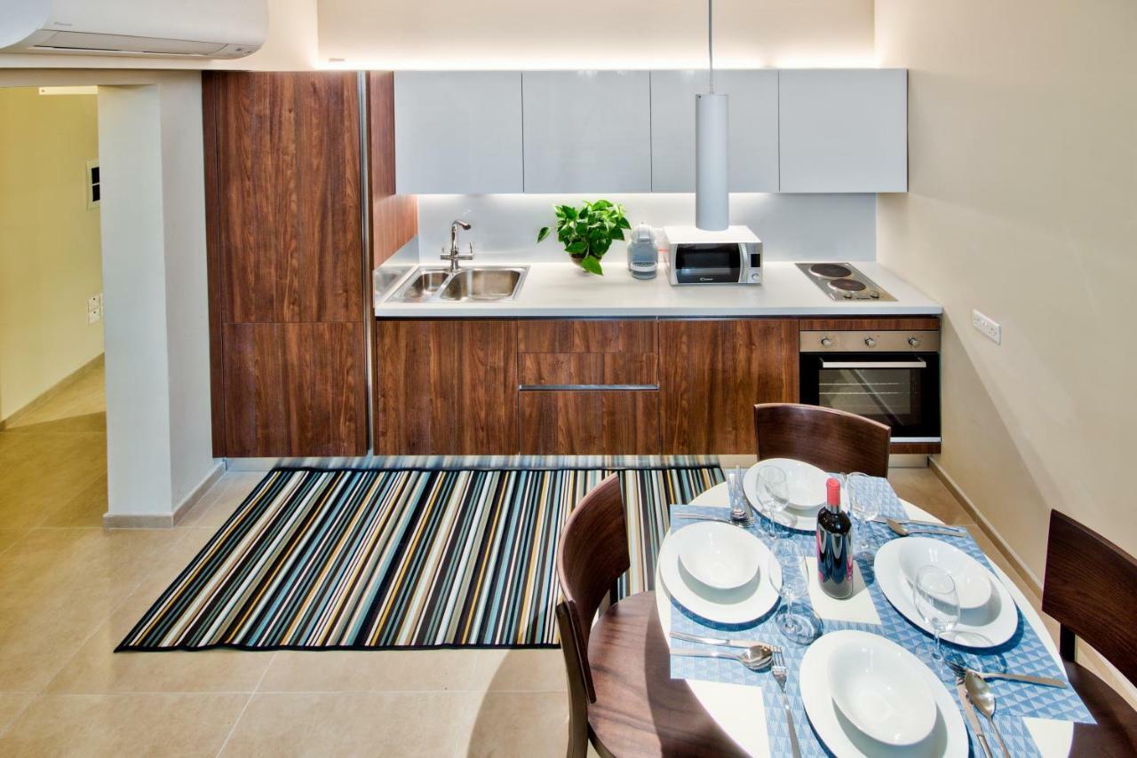 Spinola Park - The One Bedroom Loft Saint Julian's Eksteriør billede