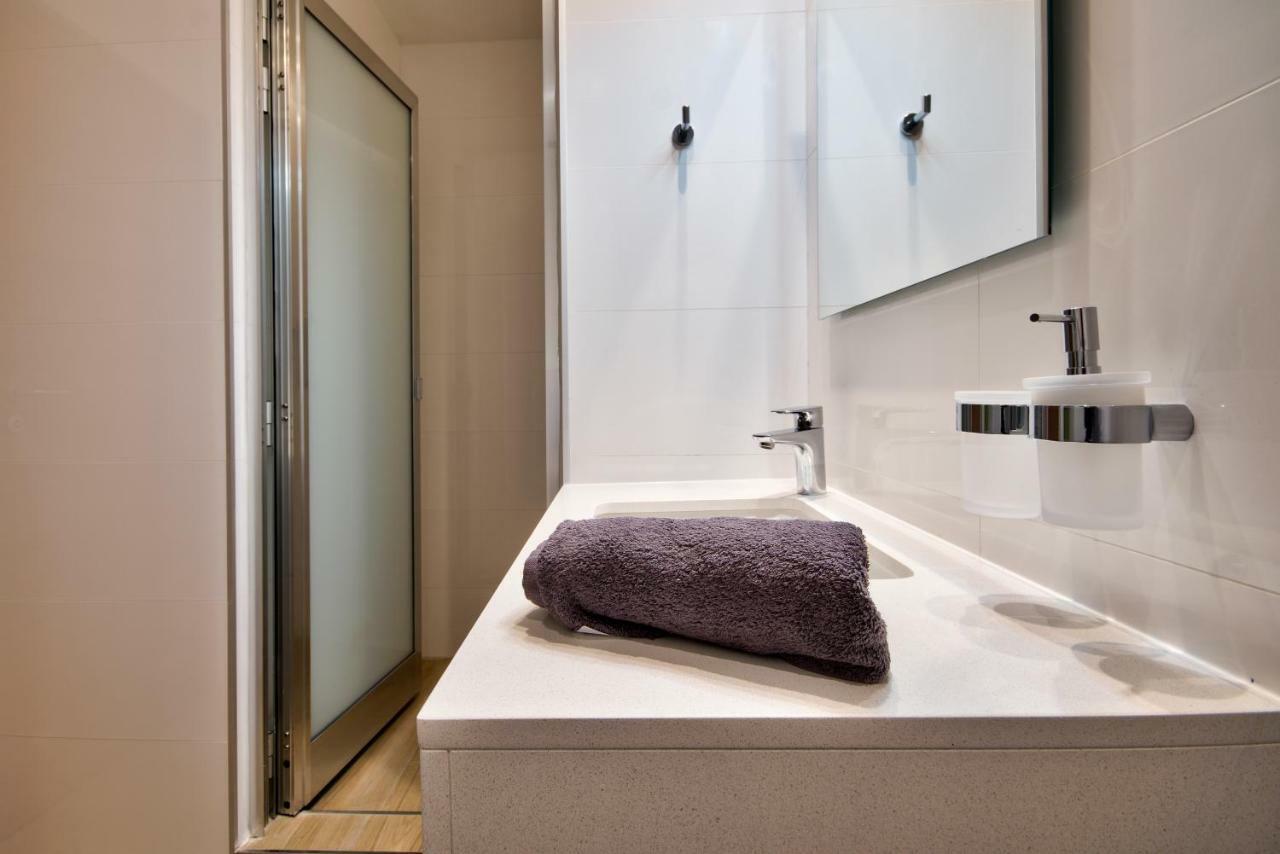 Spinola Park - The One Bedroom Loft Saint Julian's Eksteriør billede